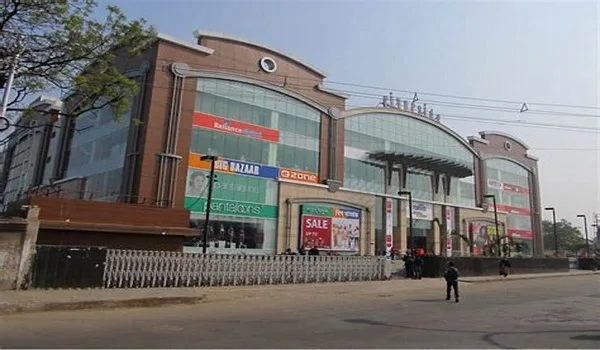 Featured Image of Malls Near Vaishnavi Vistara